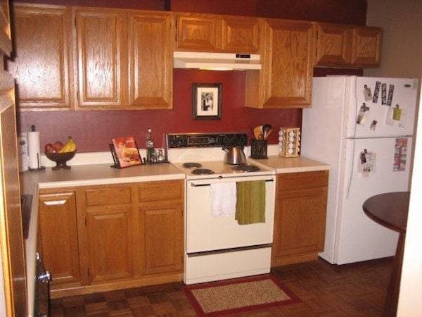 Old kitchen.