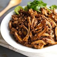 Honey Glazed Crockpot Chicken Adobo - simple pantry ingredients, hardly any hands-on time, 200 calories. | https://corps-leger.today