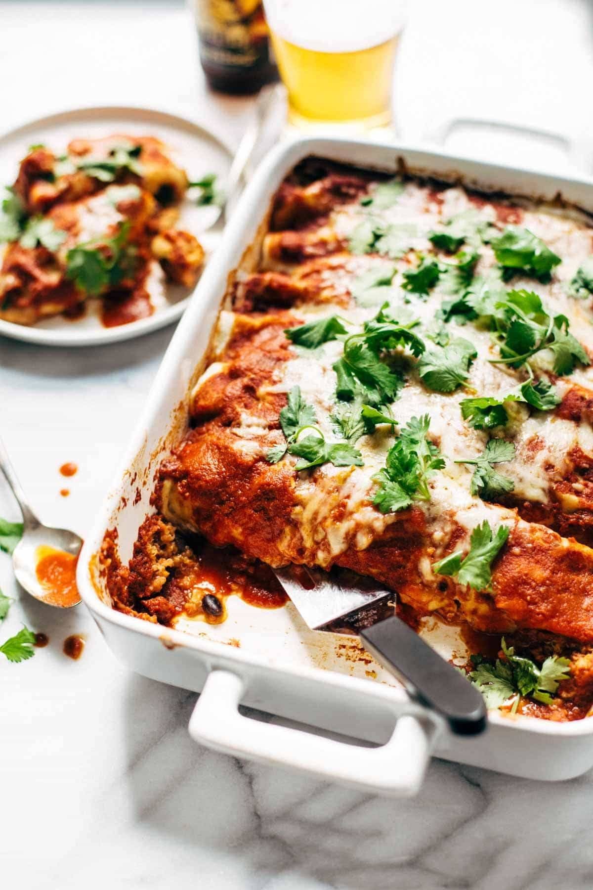 You won't believe how easy this recipe is! Comfort food meets REAL food with healthy, simple ingredients. SO deliciously good! | pinchofyum.com